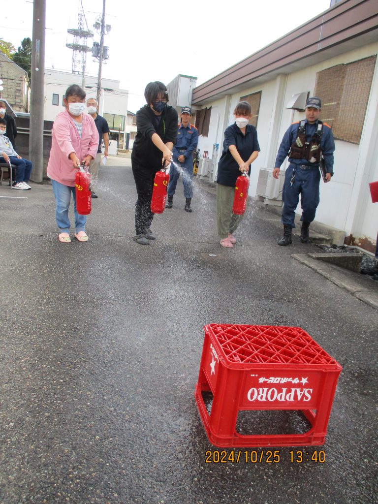 避難訓練を行いましたー